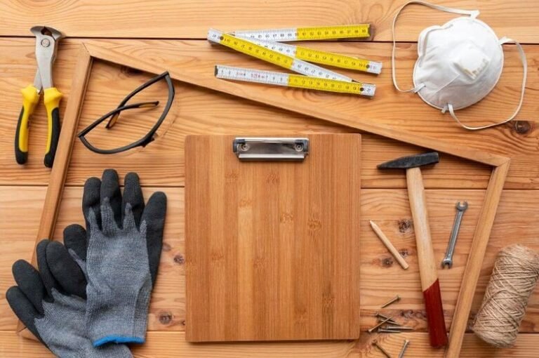 Mastering Woodworking: Essential Tool Guides and Tips for Furniture Building